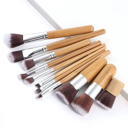 Hot 11Pcs Natural Bamboo Handle Makeup Brushes Set High Quality Foundation Blending Cosmetic Make up Tool Set with Cotton Bag