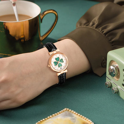 New LUCKY FOX Women'S 2PC Gift Box Set Simple and High End Brooch Clover Hollowed Out Quartz Wristwatch Holiday Gift Relojes